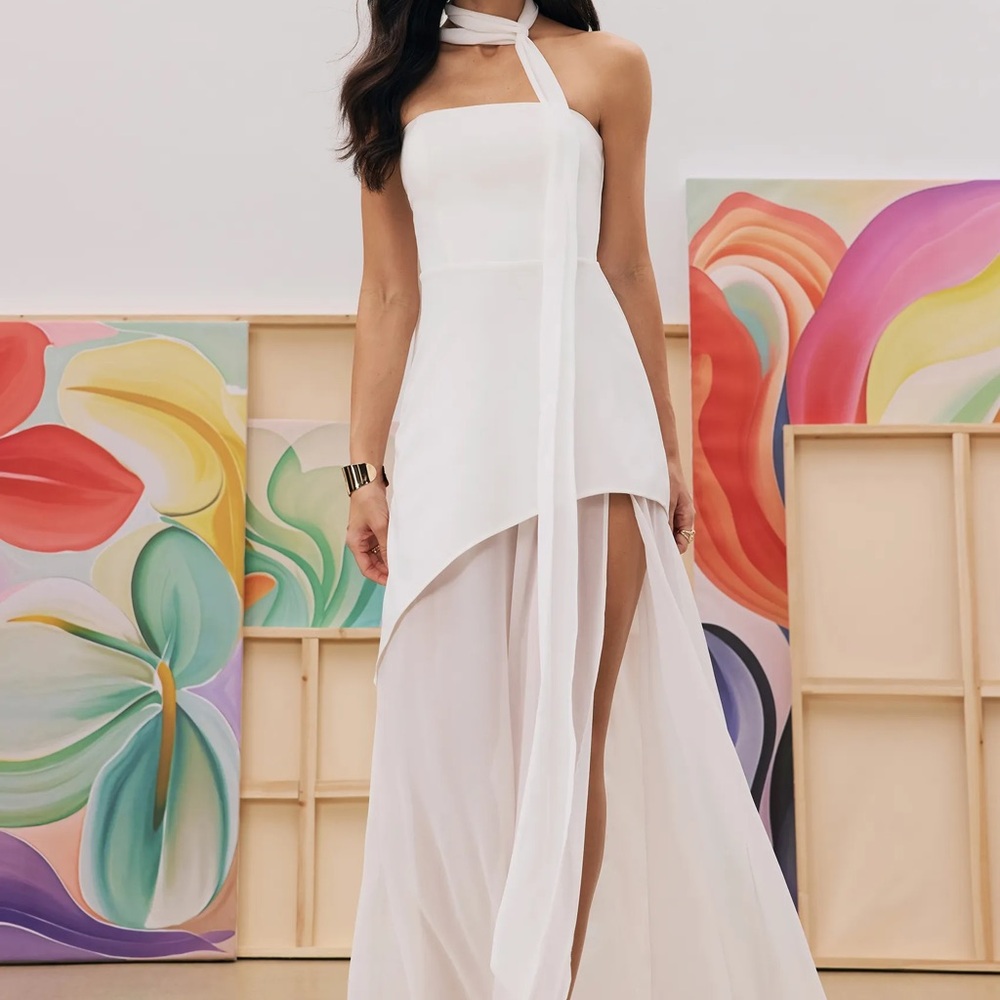 Chic White Halter Maxi Dress